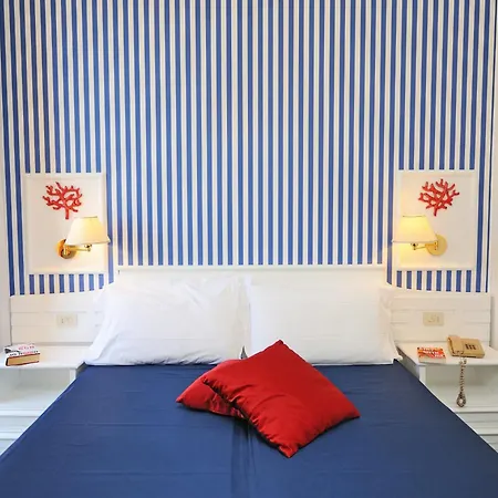 Hotell La Bussola 4*