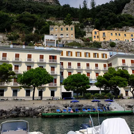 Hotel La Bussola 4*