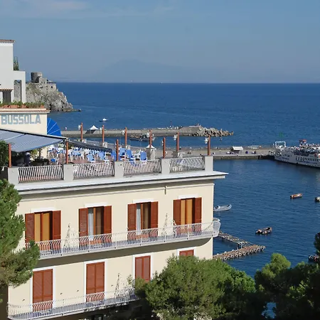 Hotel La Bussola 4*