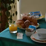 لا بوسولا فندق 4*